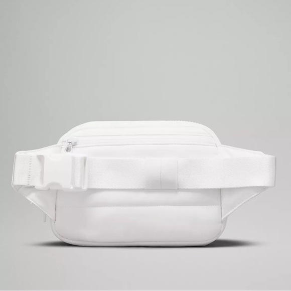 Lululemon Wunder Puff 2L Large Everywhere Belt Bag - Picture 3 of 5